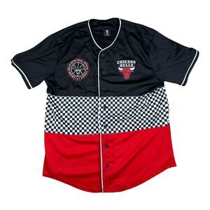 Chicago Bulls Men XL Shirt NBA Basketball Button Up Short Sleeve Red Black